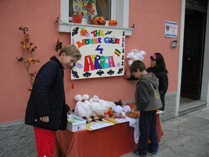 easter bazar charity shop